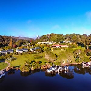 Gipsy Point Lakeside